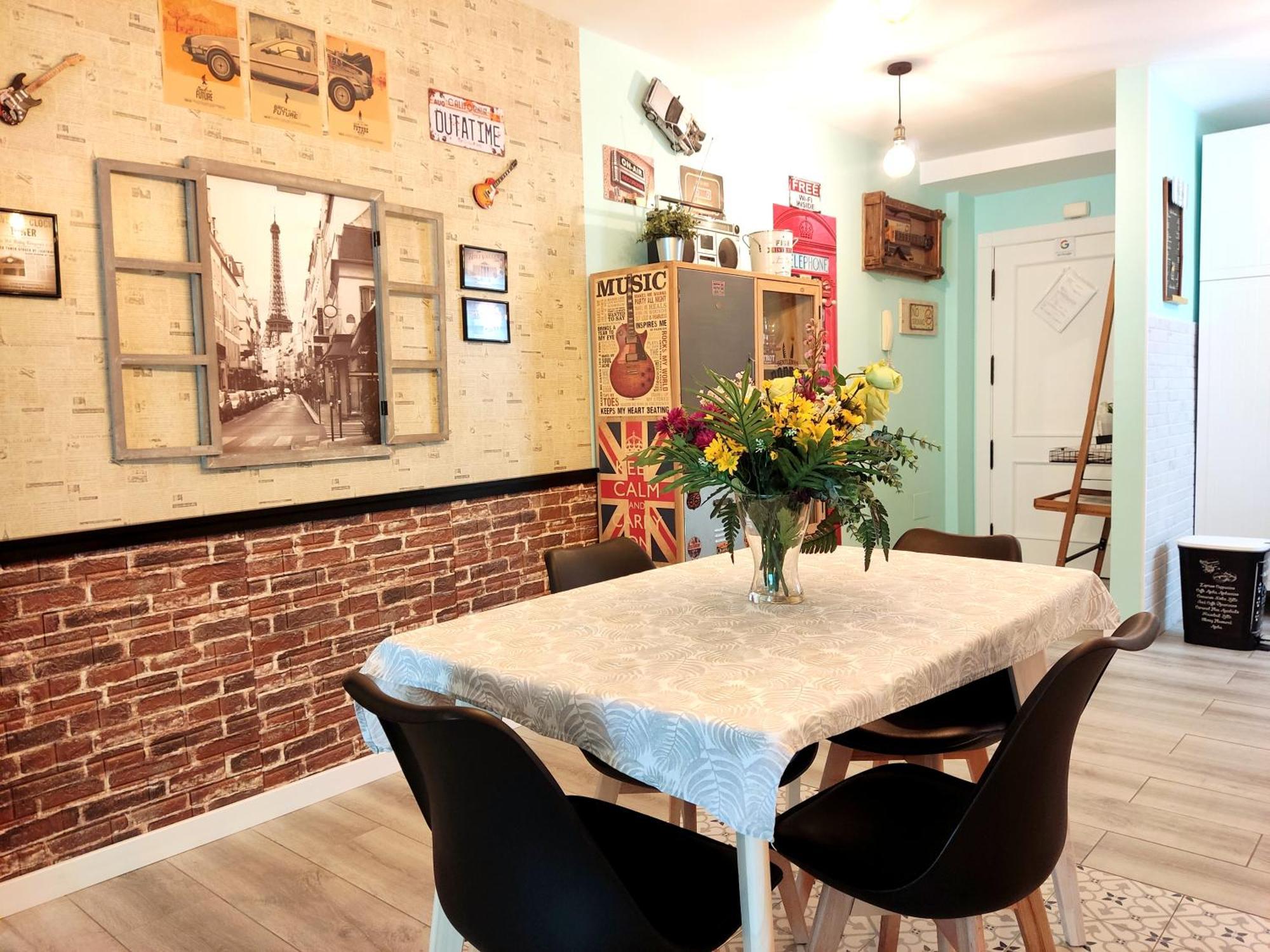 80S Loft Vintage 15' Malaga Airport Free Guest Parking Apartment Alhaurin de la Torre Ngoại thất bức ảnh