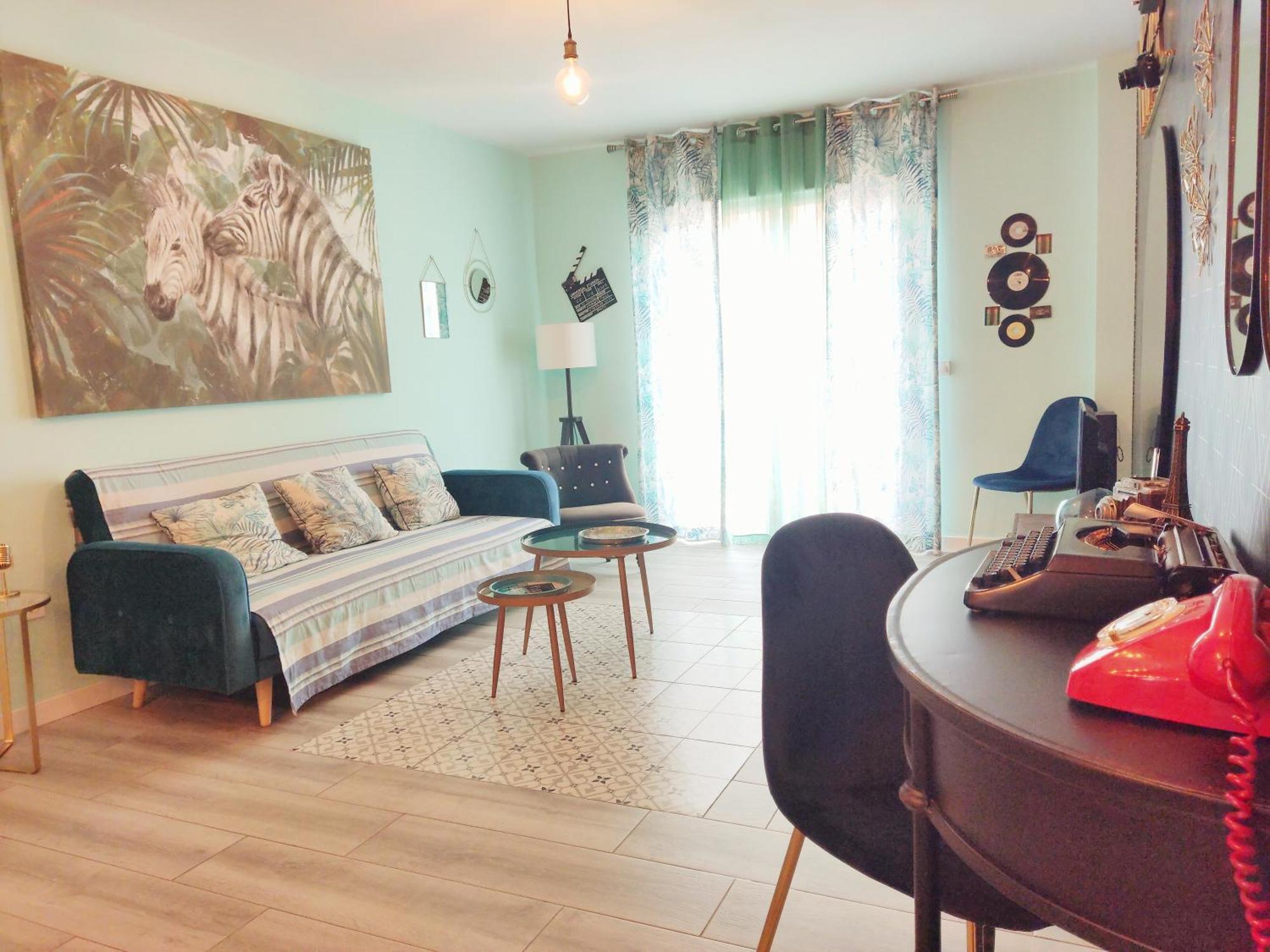 80S Loft Vintage 15' Malaga Airport Free Guest Parking Apartment Alhaurin de la Torre Ngoại thất bức ảnh